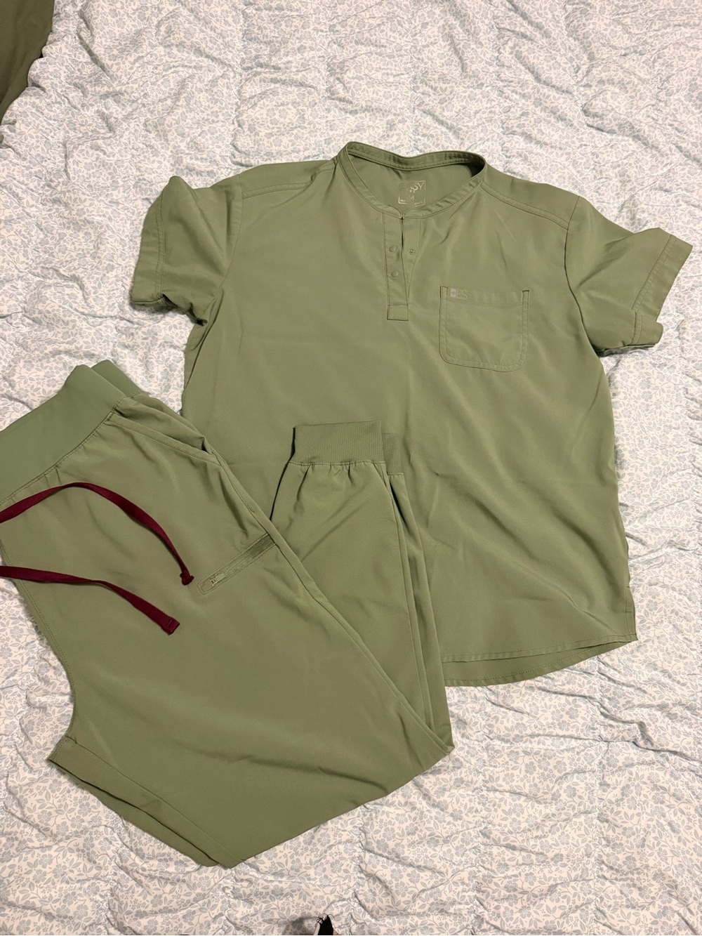 Women’s Easy Stretch Olive Green scrub set